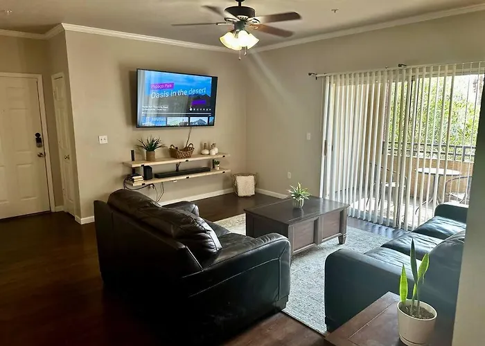 Apartment Comfy 2 Bed 2 Bath Paradise With Pool And Gym
